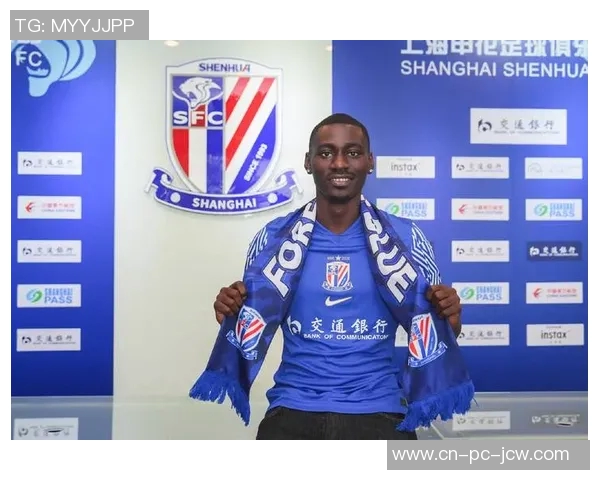 申花新援阿苏埃首秀闪耀梅开二度三国脚连场首发助力争夺榜首之战