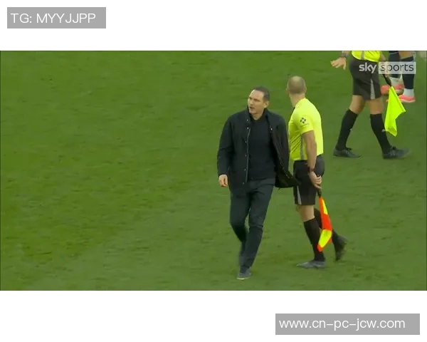 伯顿队与考文垂队激战正酣谁能在这场较量中脱颖而出